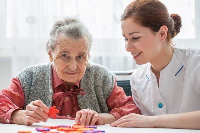 Cover image for Effective Communication With Dementia Patients